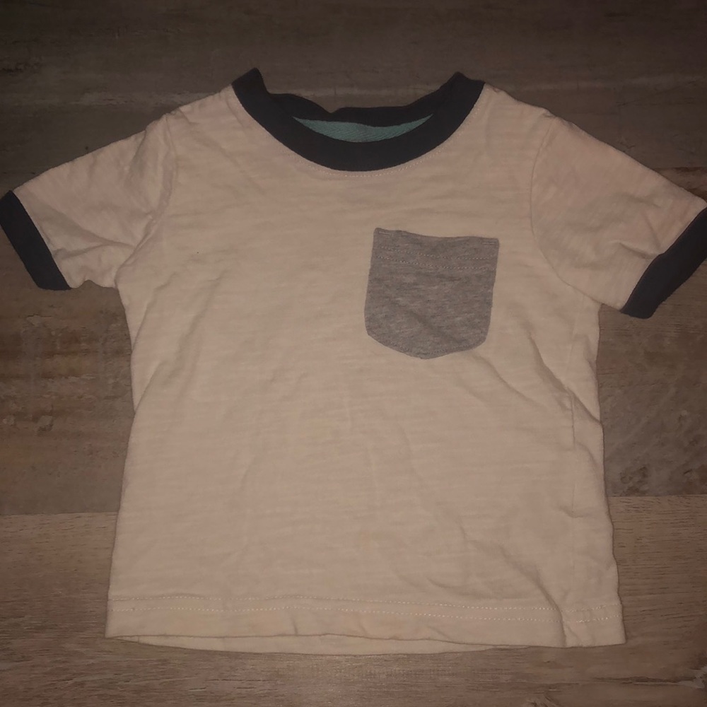 Carter’s boys t shirt